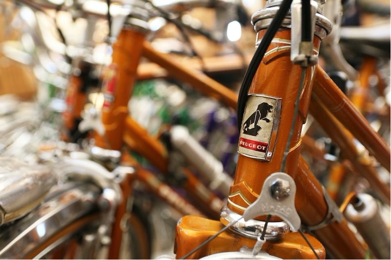 Tìm hiểu về xe đạp điện cổ Peugeot một mảng ký ức của những người Việt  websosanhvn